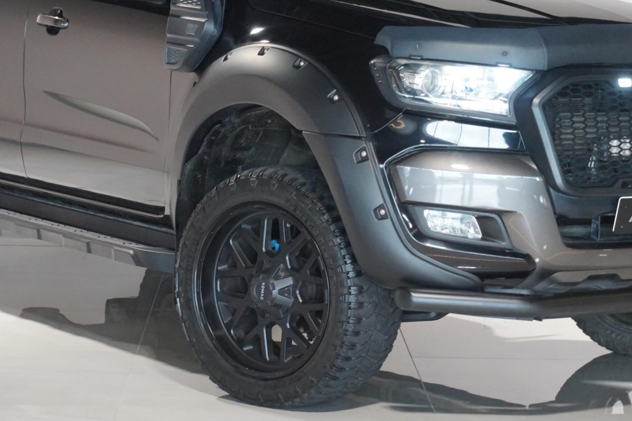 Ford Ranger 3.2 TDCi Wildtrak Pickup Double Cab 4dr Diesel Auto 4WD Euro 5 (200 ps)